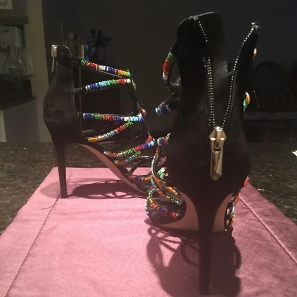 🌷HP🌷Multi-colored beads strappy suede highheel
